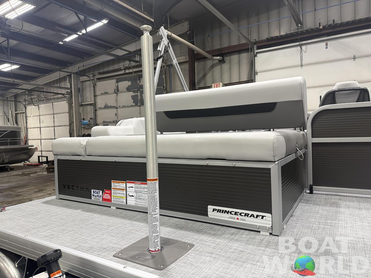 2026 Princecraft Vectra 23 RL SS Swingback Tritoon