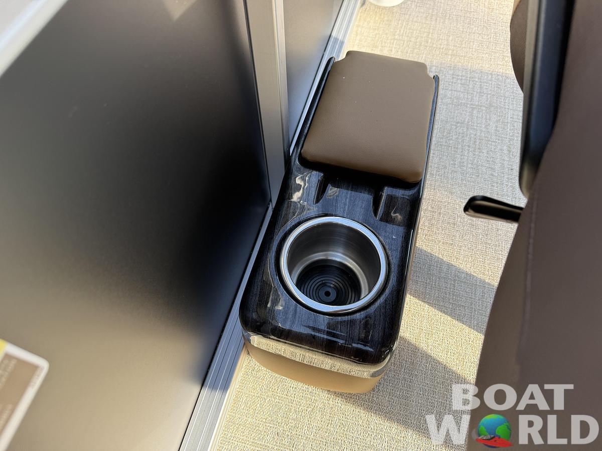 2026 Tahoe Pontoons Sport 2385 Swingback (VRB) & Honda 4-Stroke EFI