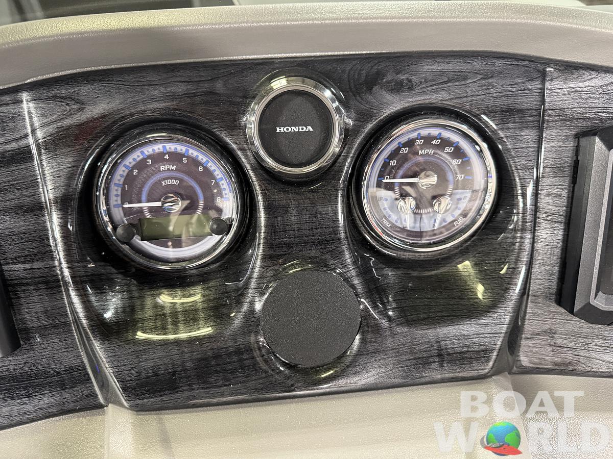 2025 Tahoe Pontoons LTZ 2385 Swingback (VRL) Tritoon & Honda 4-Stroke EFI