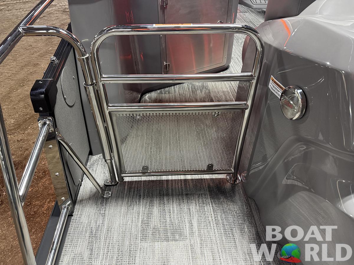 2026 Tahoe Pontoons Cascade 2385 Elite Windshield Tritoon