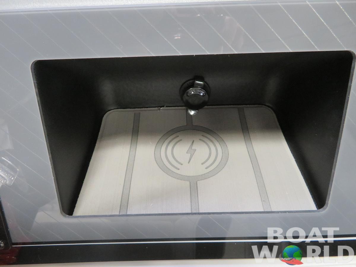 2024 Tahoe Pontoons Cascade 2385 Swingback (VRB) & Honda 115HP 4-Stroke EFI