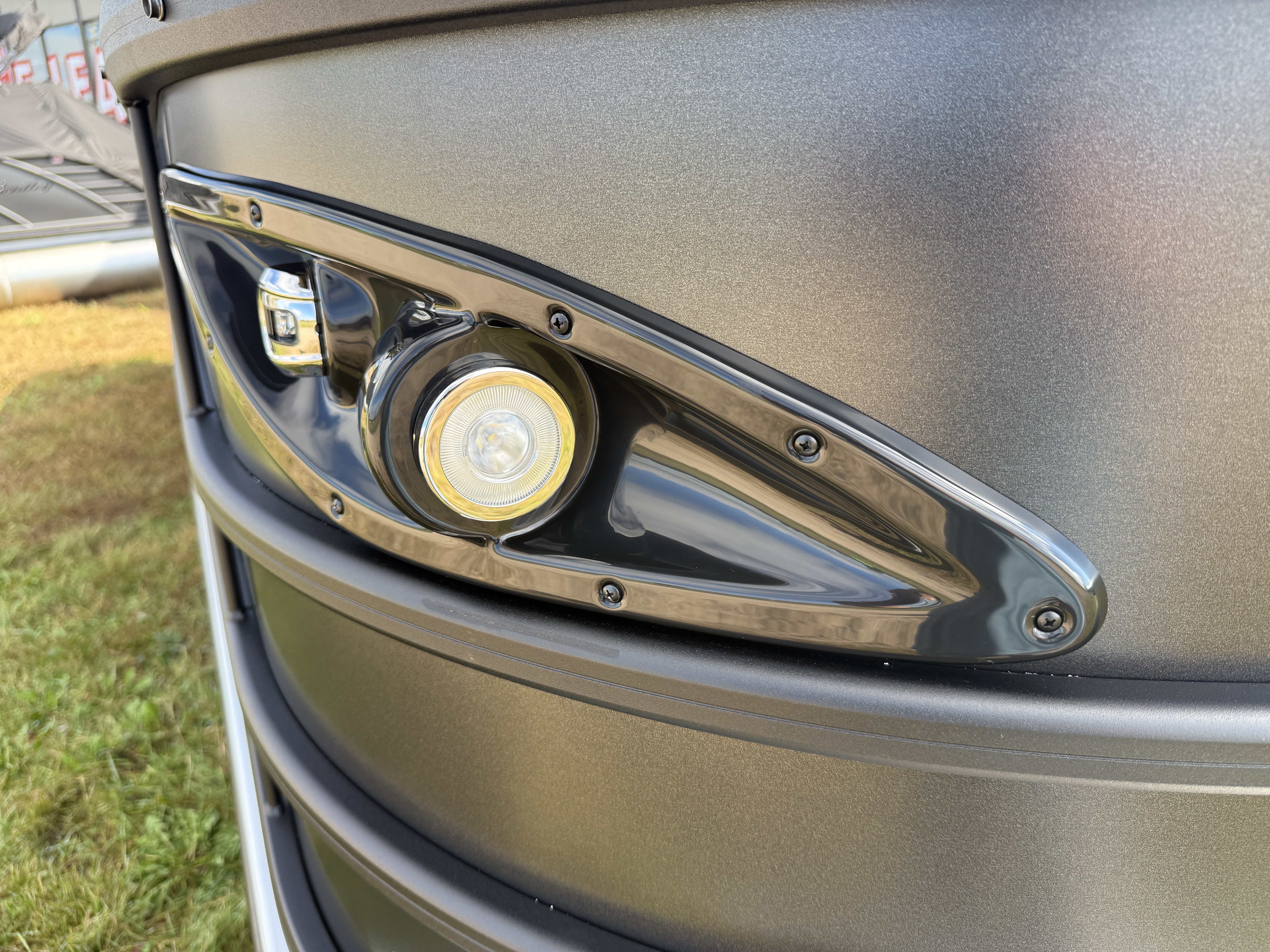 2026 Bentley Pontoons Legacy 220 Swingback 