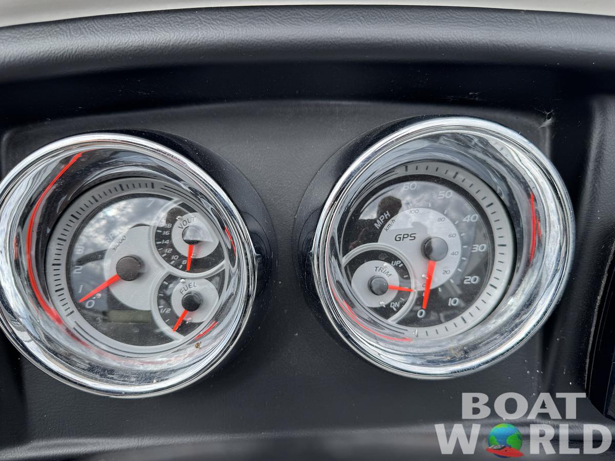 Used 2019 Tahoe Cascade 2385 RJ Pontoon