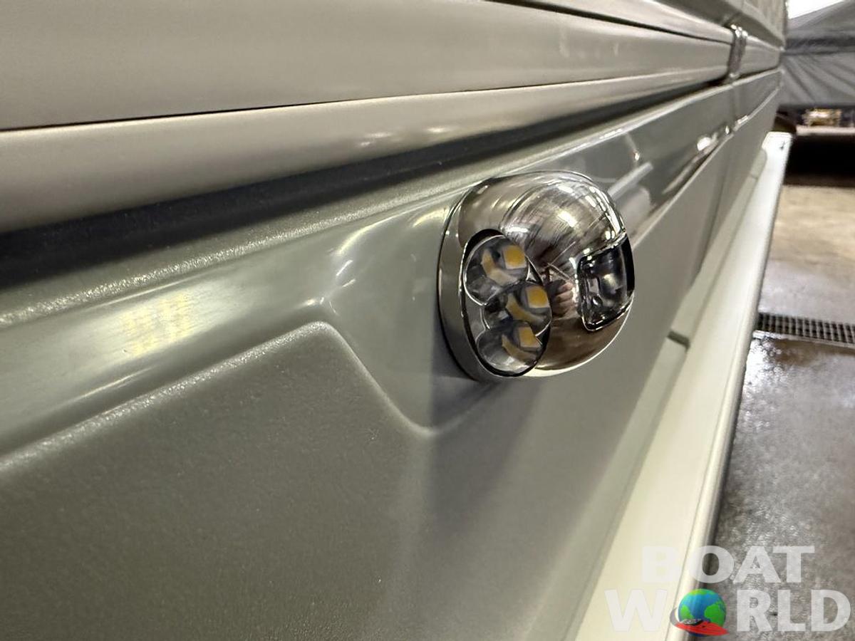 2025 Tahoe Pontoons Aura 1985 Quad Lounge & 50HP 4-Stroke EFI