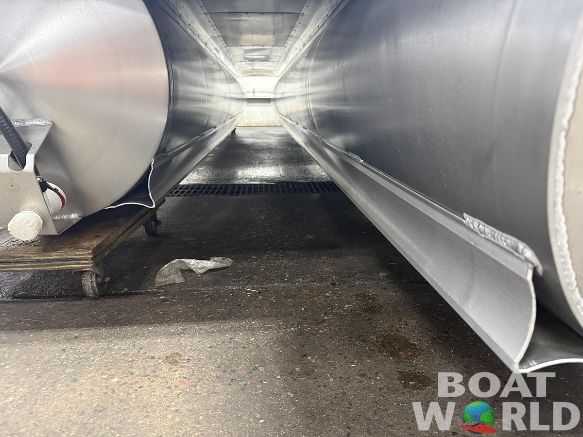 2026 Tahoe Pontoons GEOfish 2385 Rear Fish Tritoon 