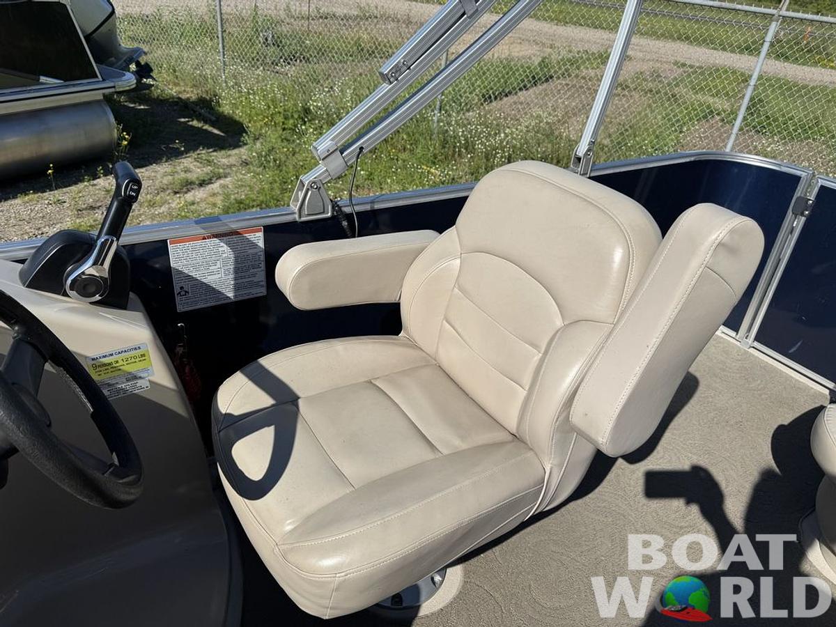 Used 2016 Sylvan 820 Cruise Pontoon