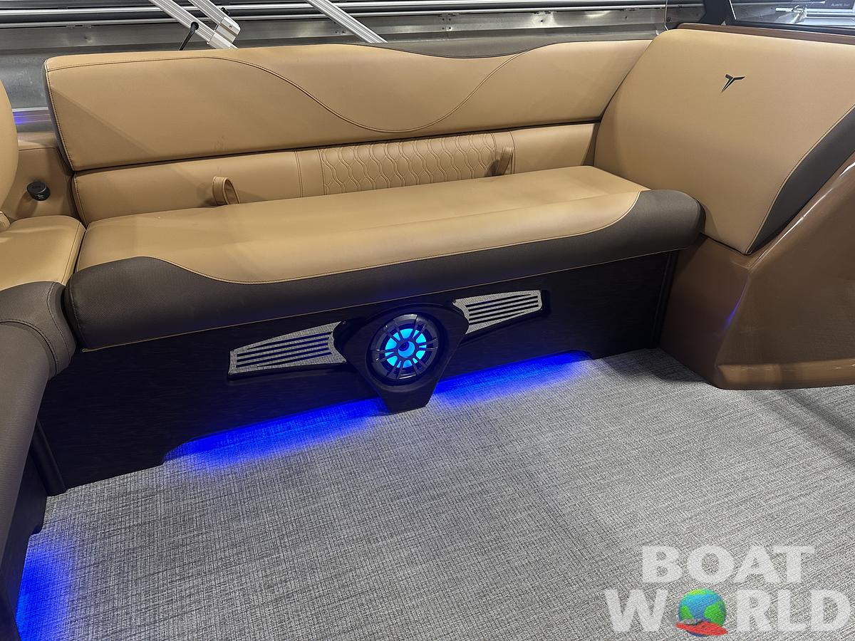 2025 Tahoe Pontoons LTZ 2385 Swingback (VRB) Windshield Tritoon & Honda 4-Stroke EFI