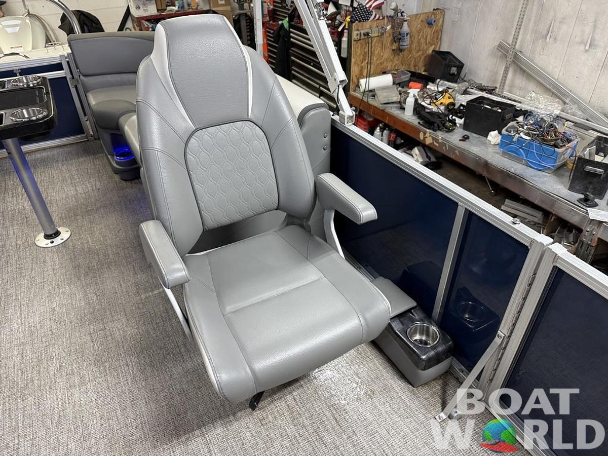 Used 2022 Tahoe Pontoons LTZ 2385 Quad Lounge Tritoon Pontoon & Honda 4-Stroke EFI