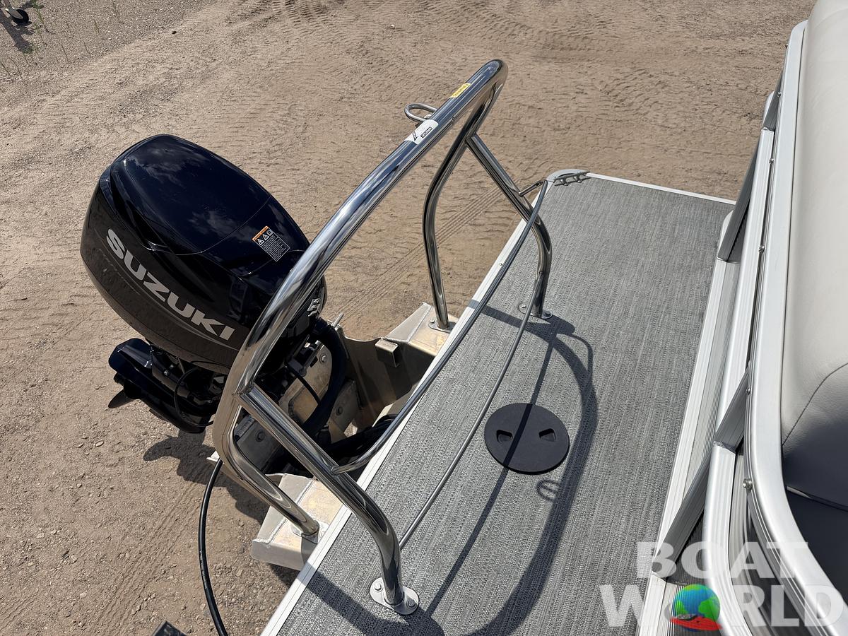 Used 2023 Sweetwater 2086 Cruise & 60HP Suzuki 4Stroke -$25,995