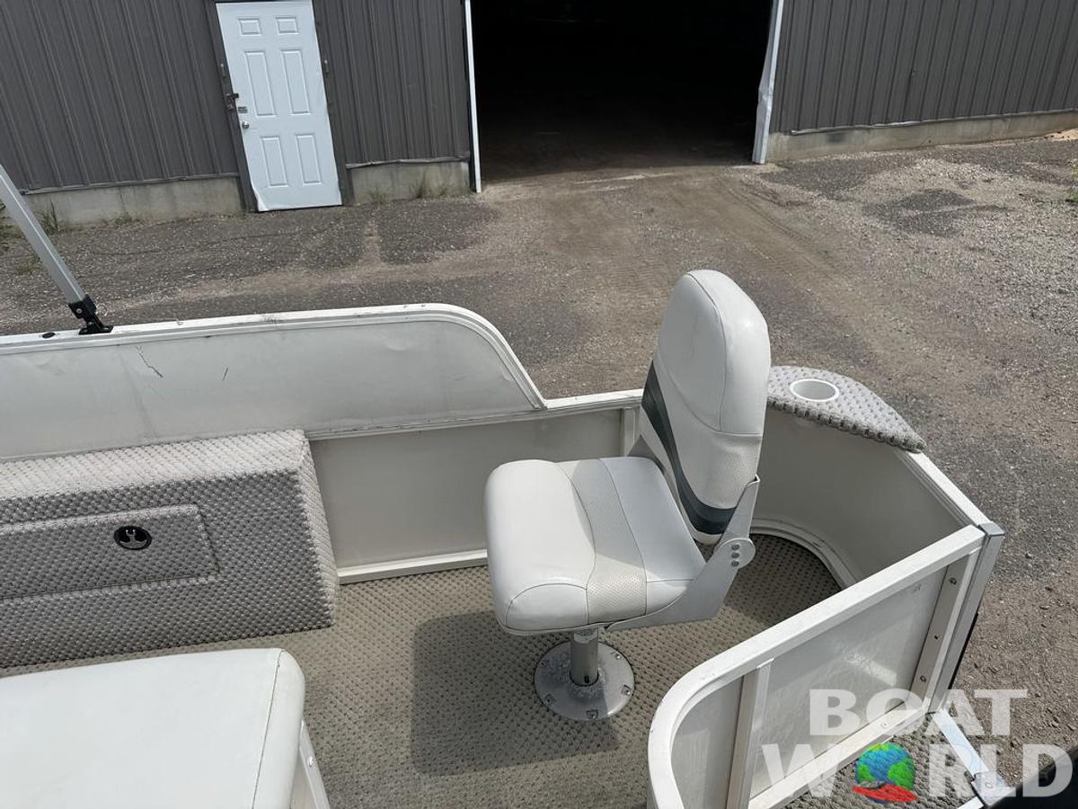 Used 2006 Starcraft Limited 200 4-PT Pontoon