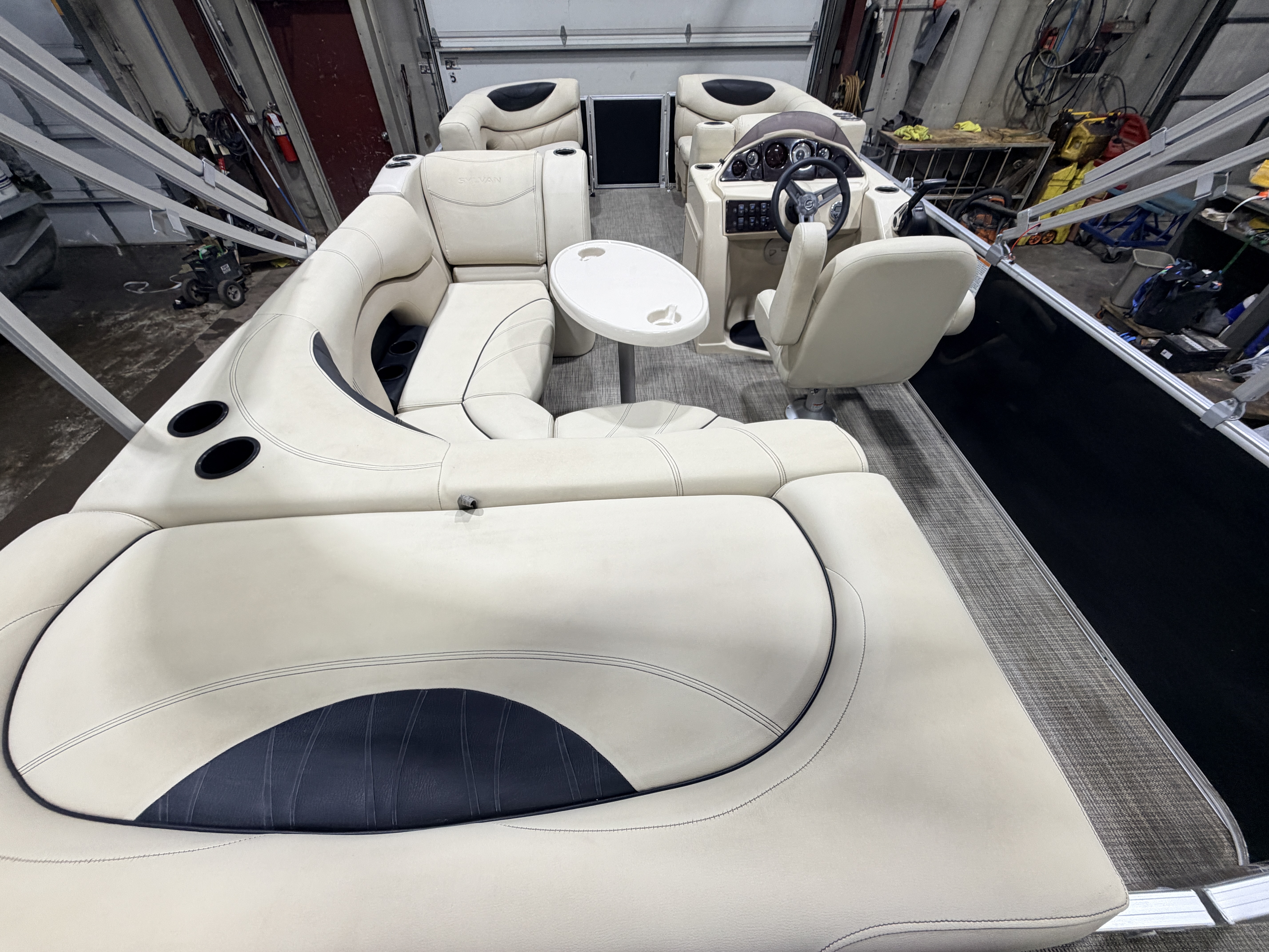 Used 2019 Sylvan Mirage 820 Cruise & 50HP Yamaha 4Stroke