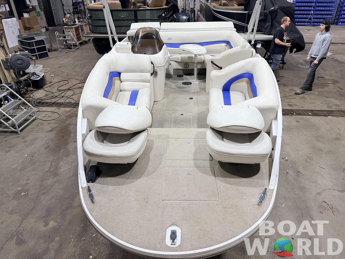 Used 2008 Princecraft Ventura 192 Deck Boat