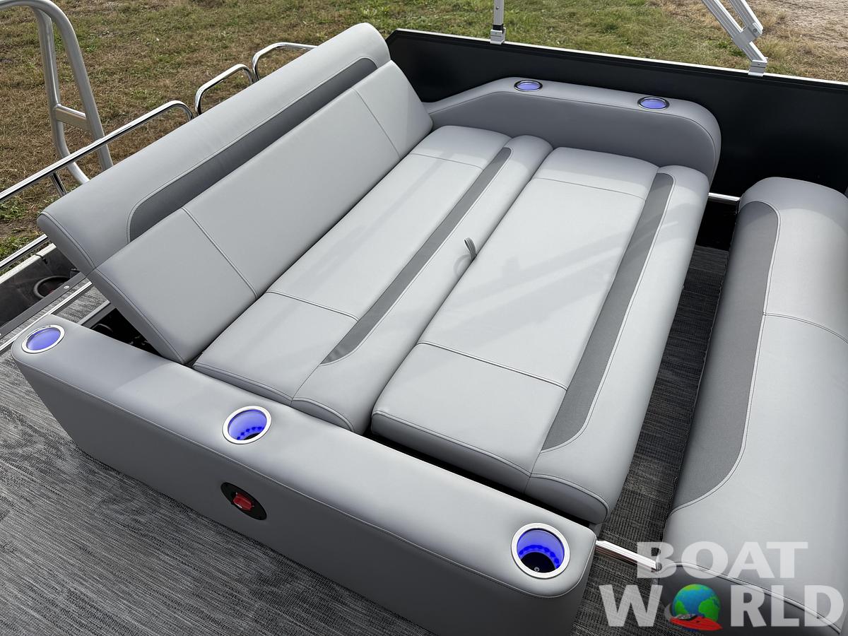 2026 Bentley Pontoons Legacy 200 Swingback Pontoon