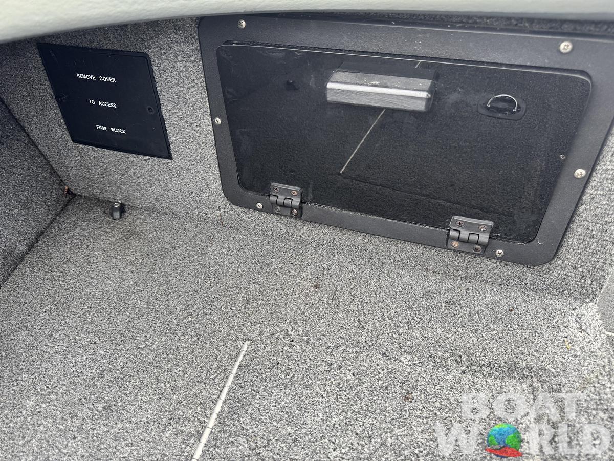 Used 2000 Lund 1850 Tyee Gran Sport