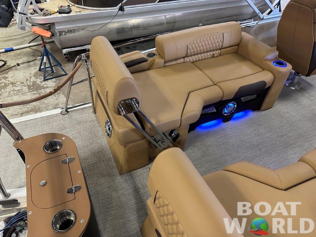 2025 Tahoe Pontoons Cascade 2385 Quad Lounge Shift SS & Honda 4-Stroke EFI