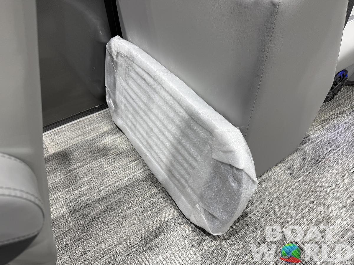 2027 Bentley Legacy 220 Navigator Quad Lounge Pontoon $41995