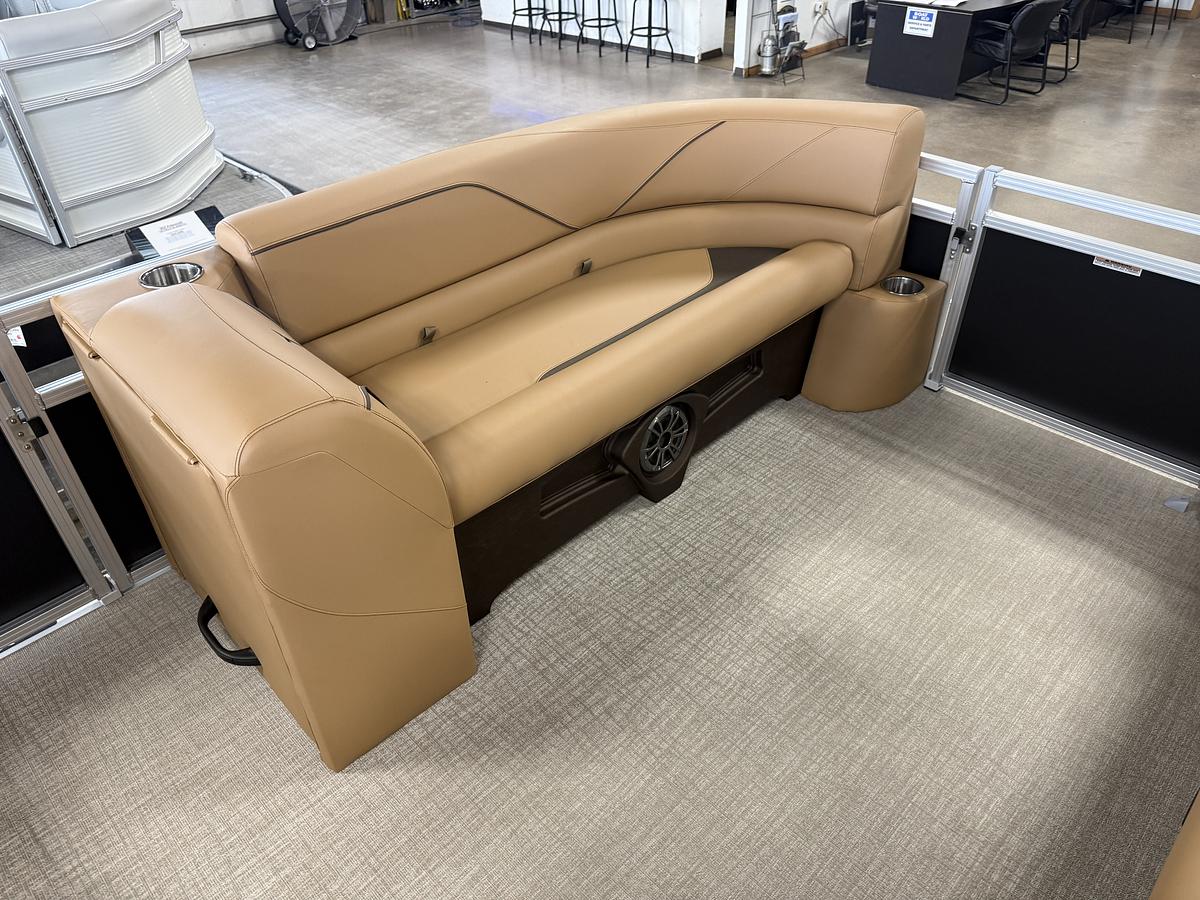 2026 Tahoe Pontoons Sport 2385 Swingback (VRB) & Honda 4-Stroke EFI