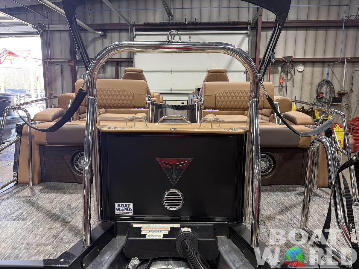 2026 Tahoe Cascade 2385 Quad Lounge Shift SS Tritoon $73995