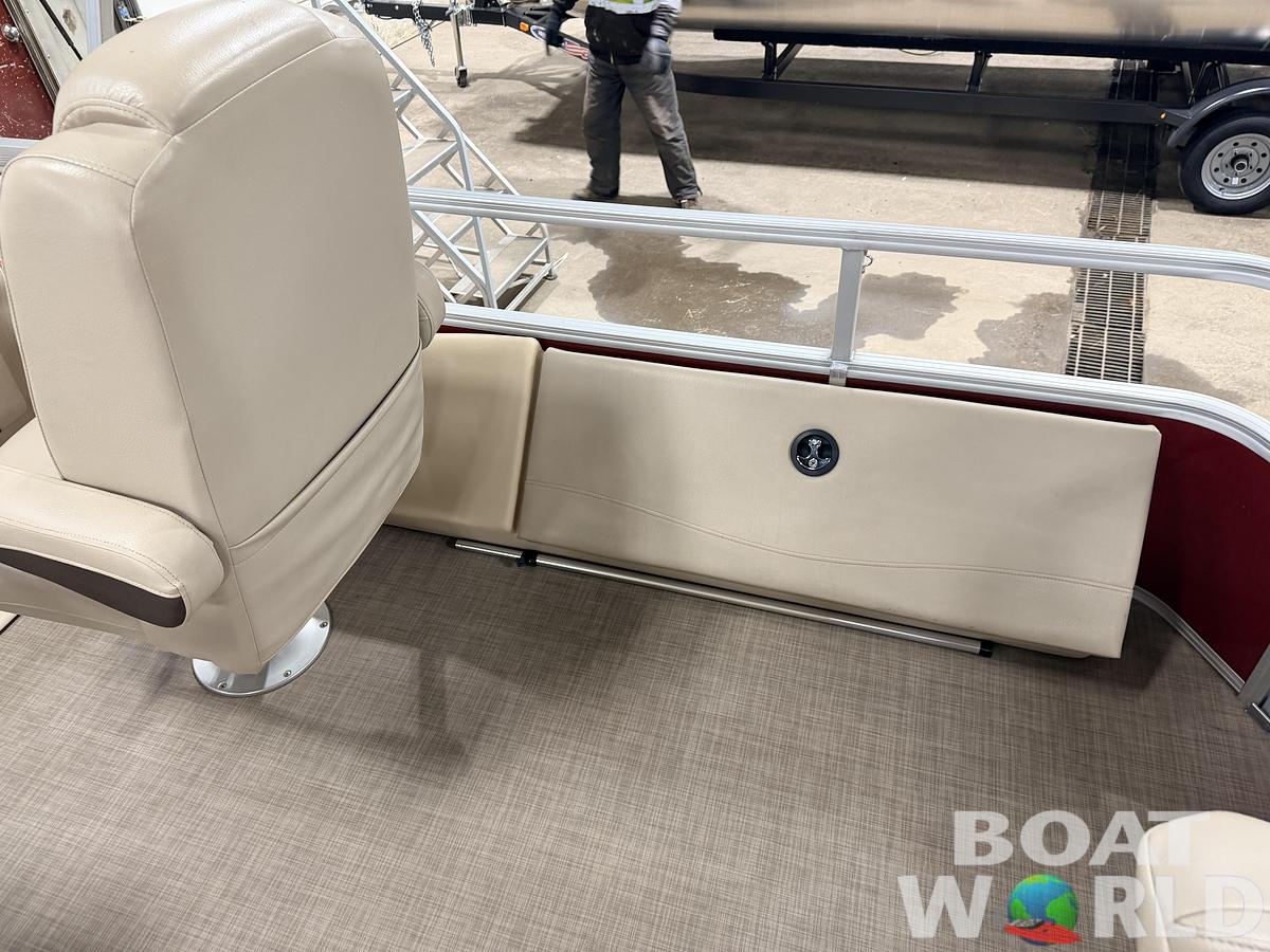 Used 2019 Sun Tracker  Fishin Barge 22 DLX XP3 Tritoon & 150HP Mercury 4Stroke - $39,995