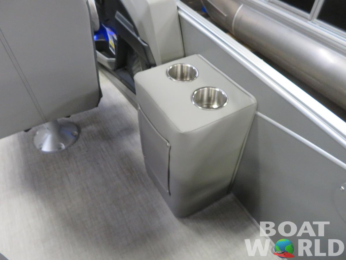 2024 Tahoe Pontoons Cascade 2385 Swingback (VRB) & Honda 4-Stroke EFI