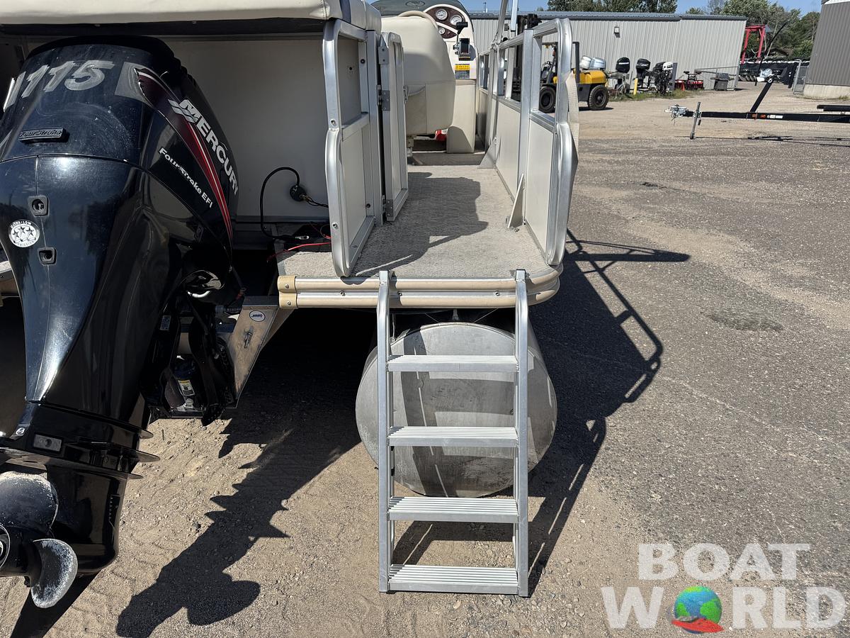 Used 2004 Fisher 220 Freedom Pontoon