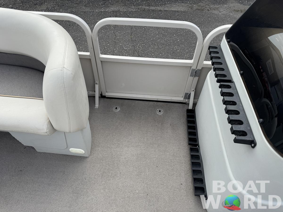 Used 1999 Crestliner 2485 LSI