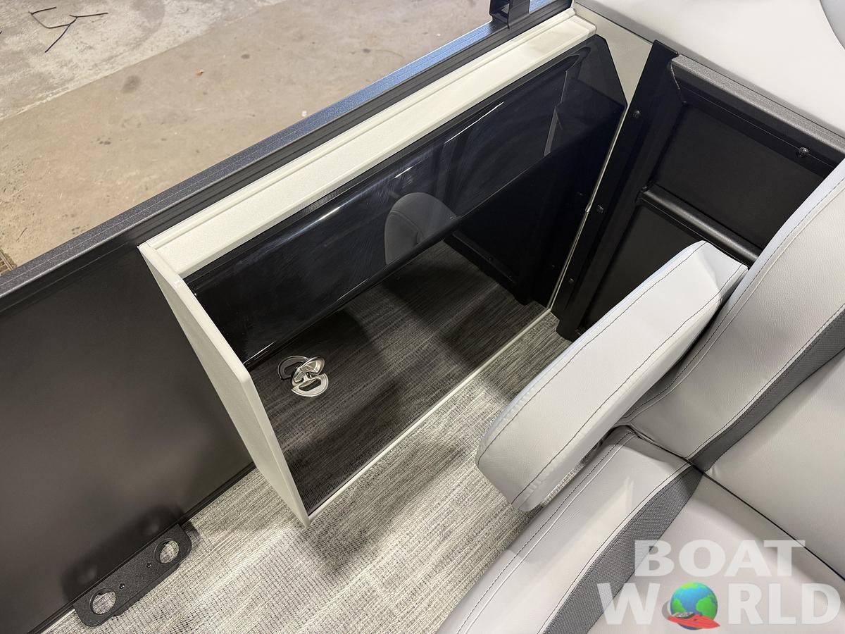 2027 Bentley Pontoons Fish 200 4PT & Honda 4-Stroke EFI