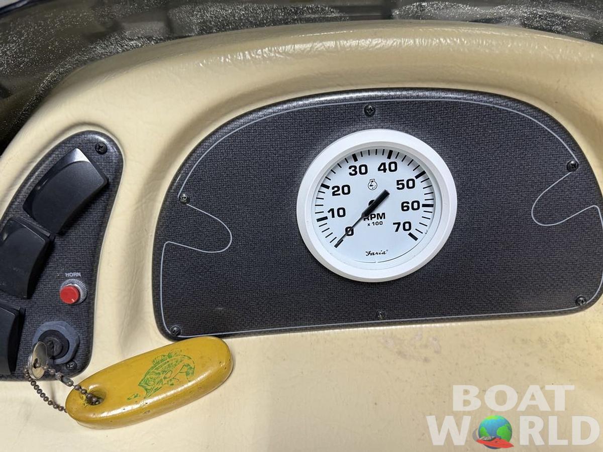 Used 2000 Starcraft Marine Starfish 180 Pontoon