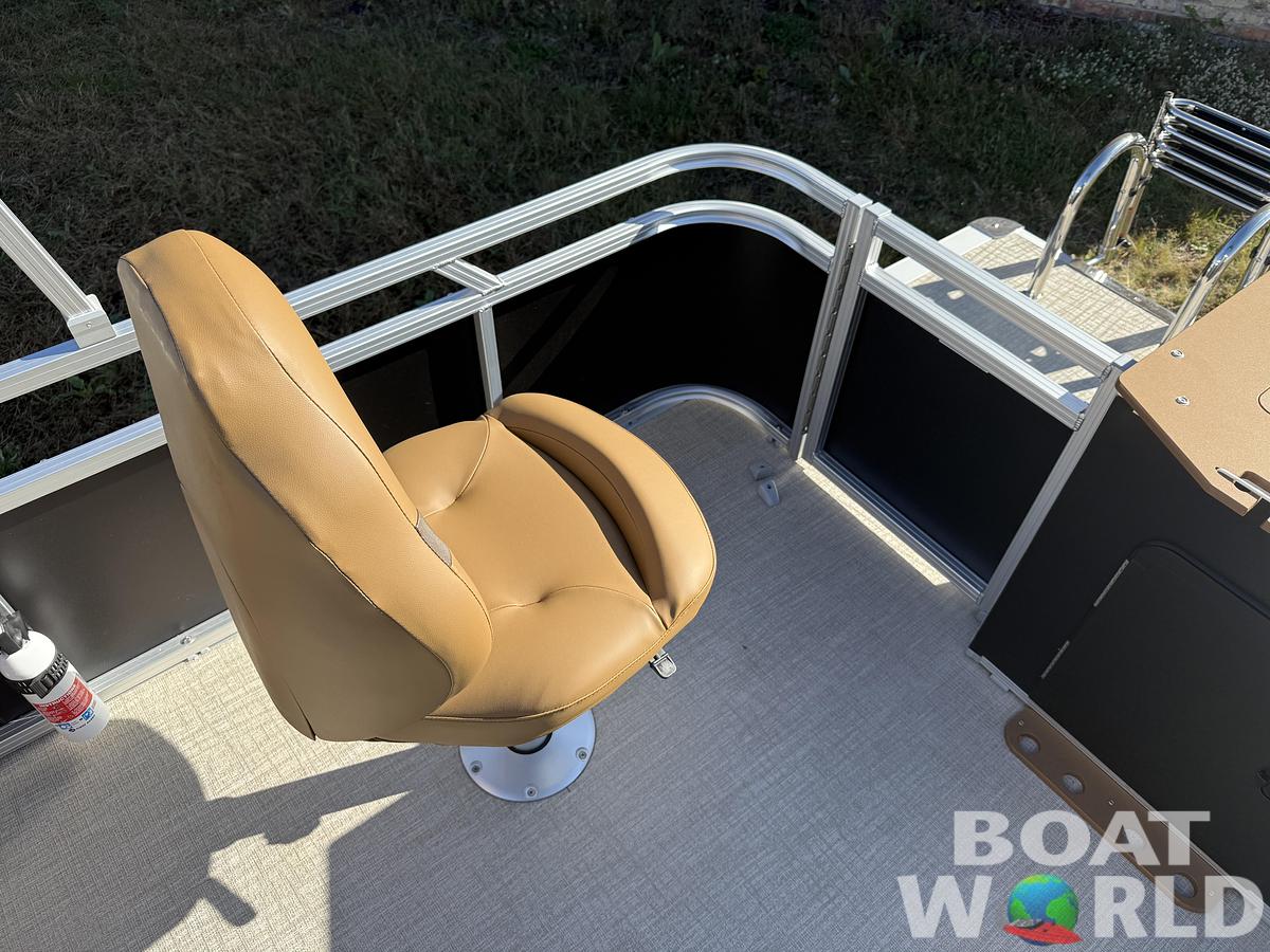 2026 Tahoe Pontoons Sport 23' Fish & Cruise & Honda 4-Stroke EFI