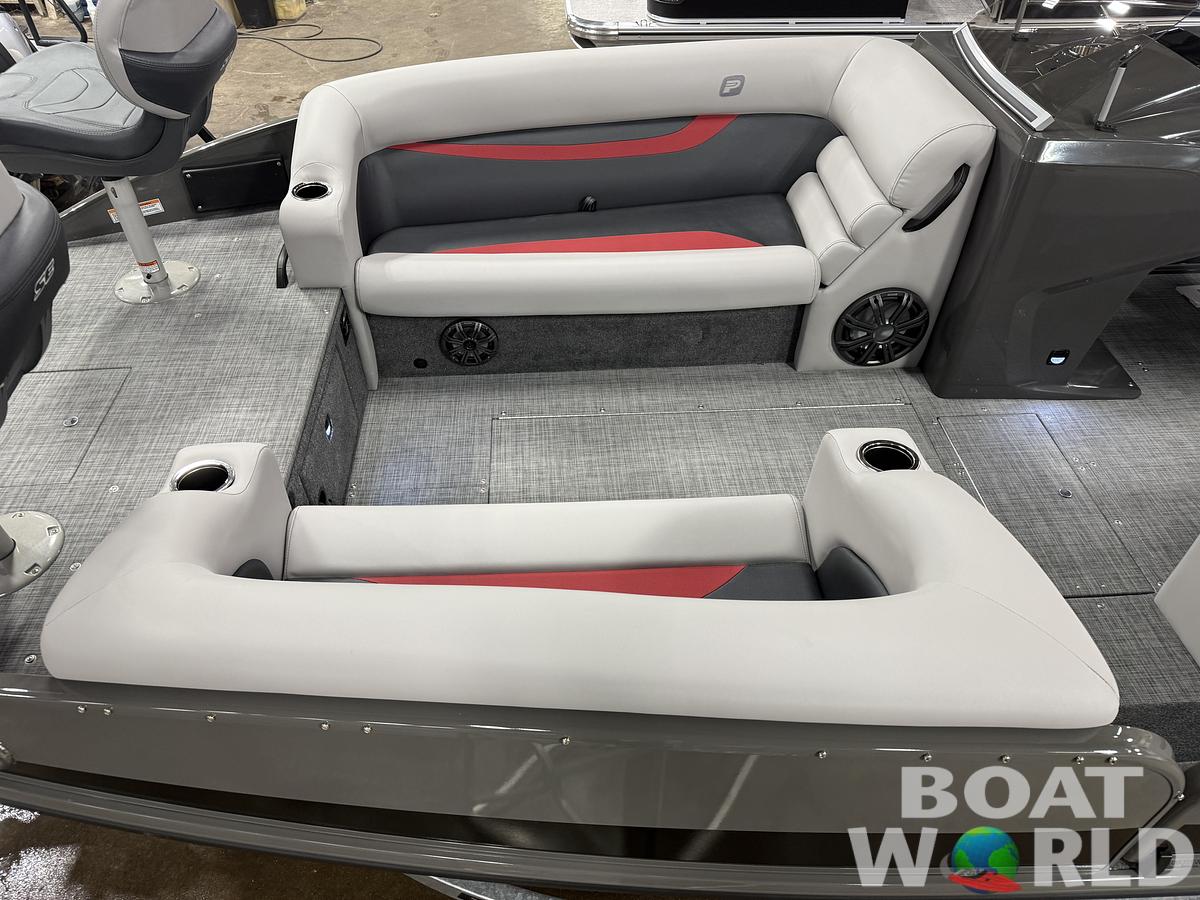 2024 Princecraft Ventura 224 Deckboat 
