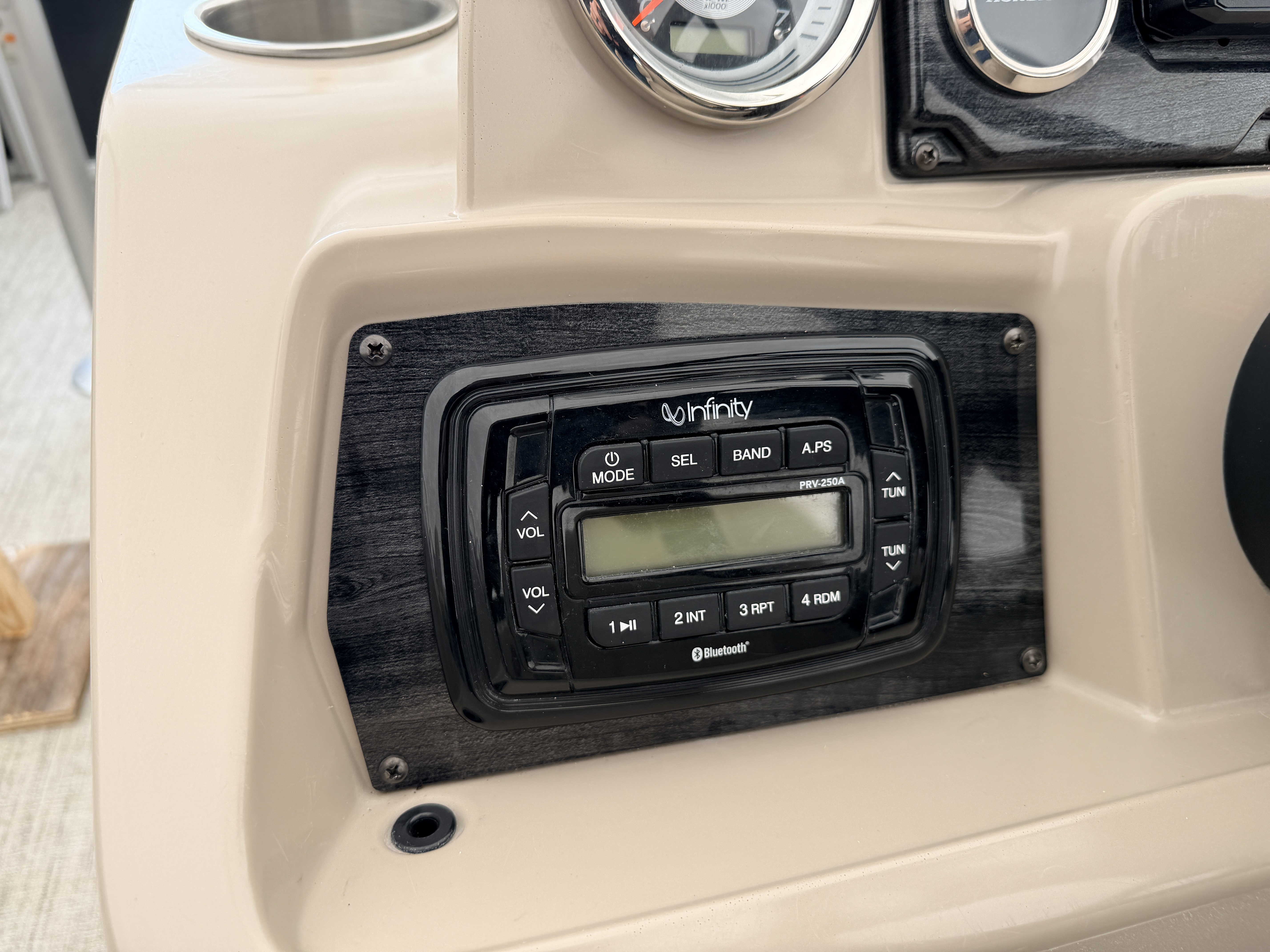 Used 2020 Tahoe Pontoons 2280 Quad Lounge