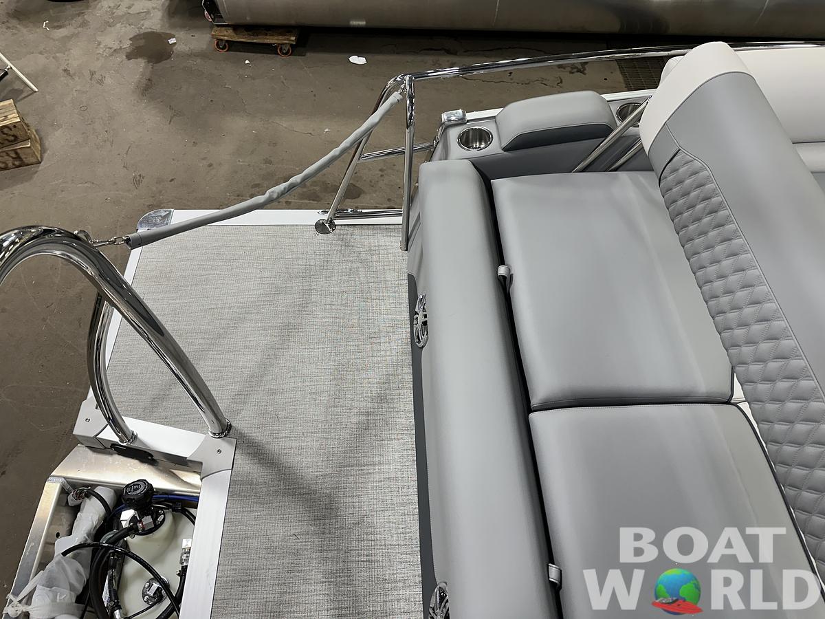 2025 Tahoe Pontoons Cascade 2385 Cruise Rear Bench (CRB) & Honda 4-Stroke EFI