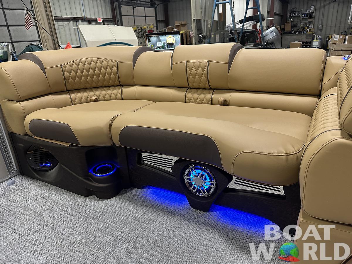 2025 Tahoe Pontoons Cascade 2385 Elite Cruise Tritoon & Honda 4-Stroke EFI