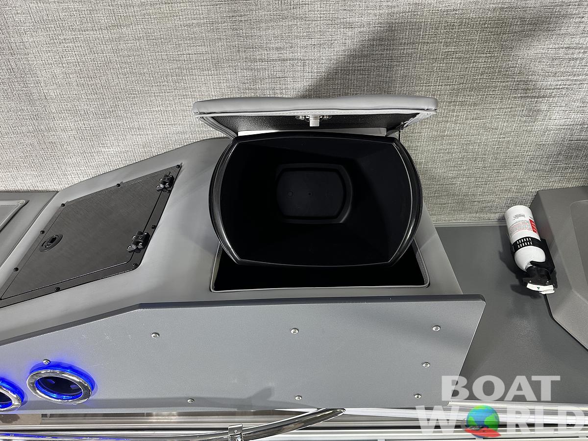 2025 Tahoe Pontoons Cascade 2385 Cruise Rear Bench (CRB) Tritoon & Honda 4-Stroke EFI