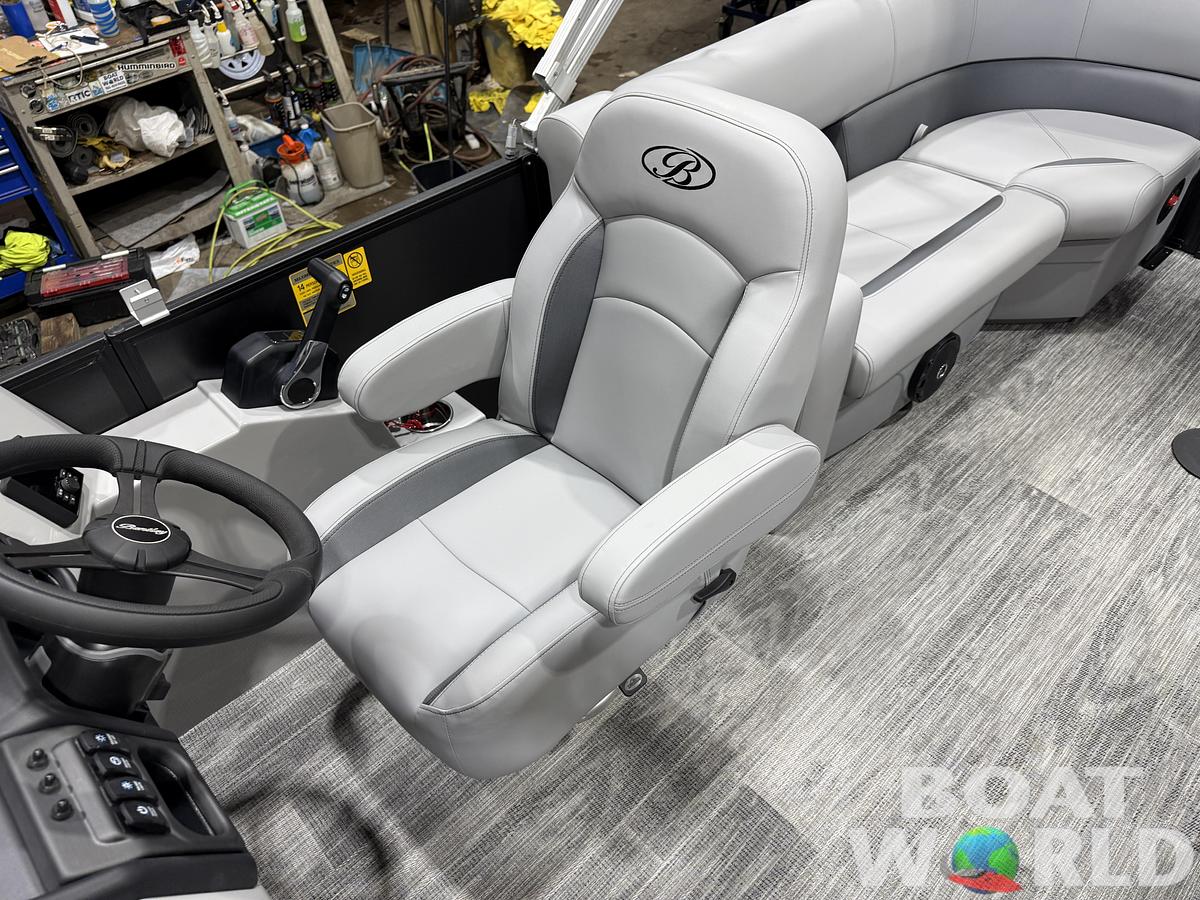 2026 Bentley Legacy 200 Navigator Quad Lounge Pontoon $34995