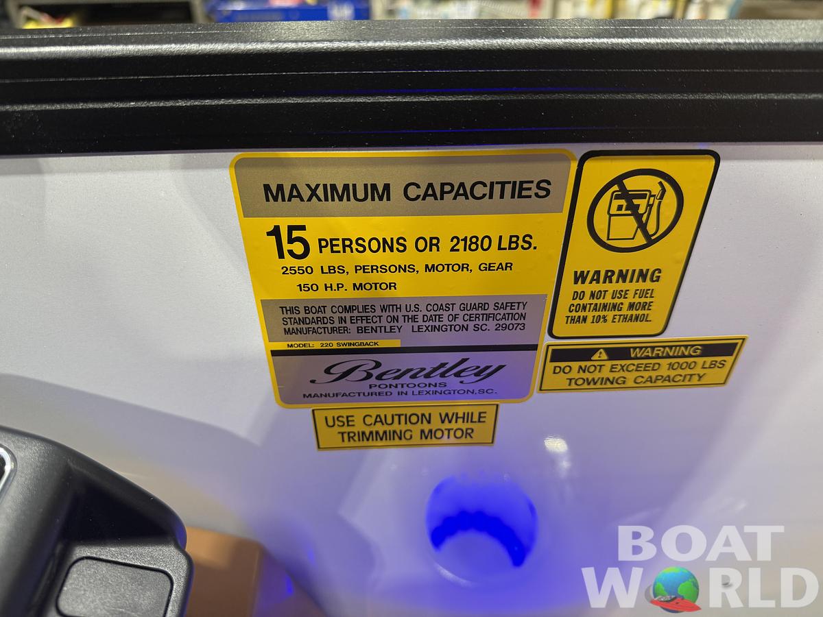 2026 Bentley Pontoons Legacy 220 Swingback