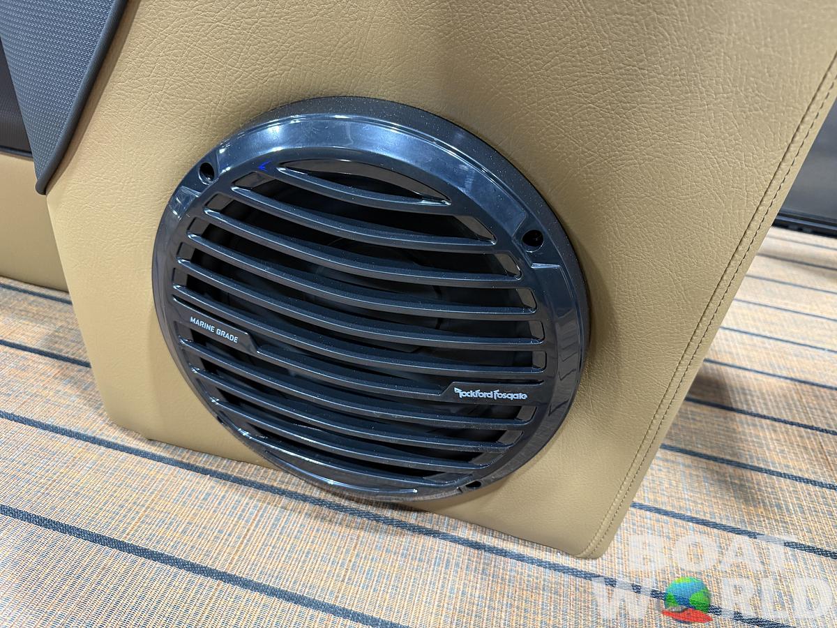 2026 Bentley Elite 223 Admiral Quad Lounge Tritoon $63995