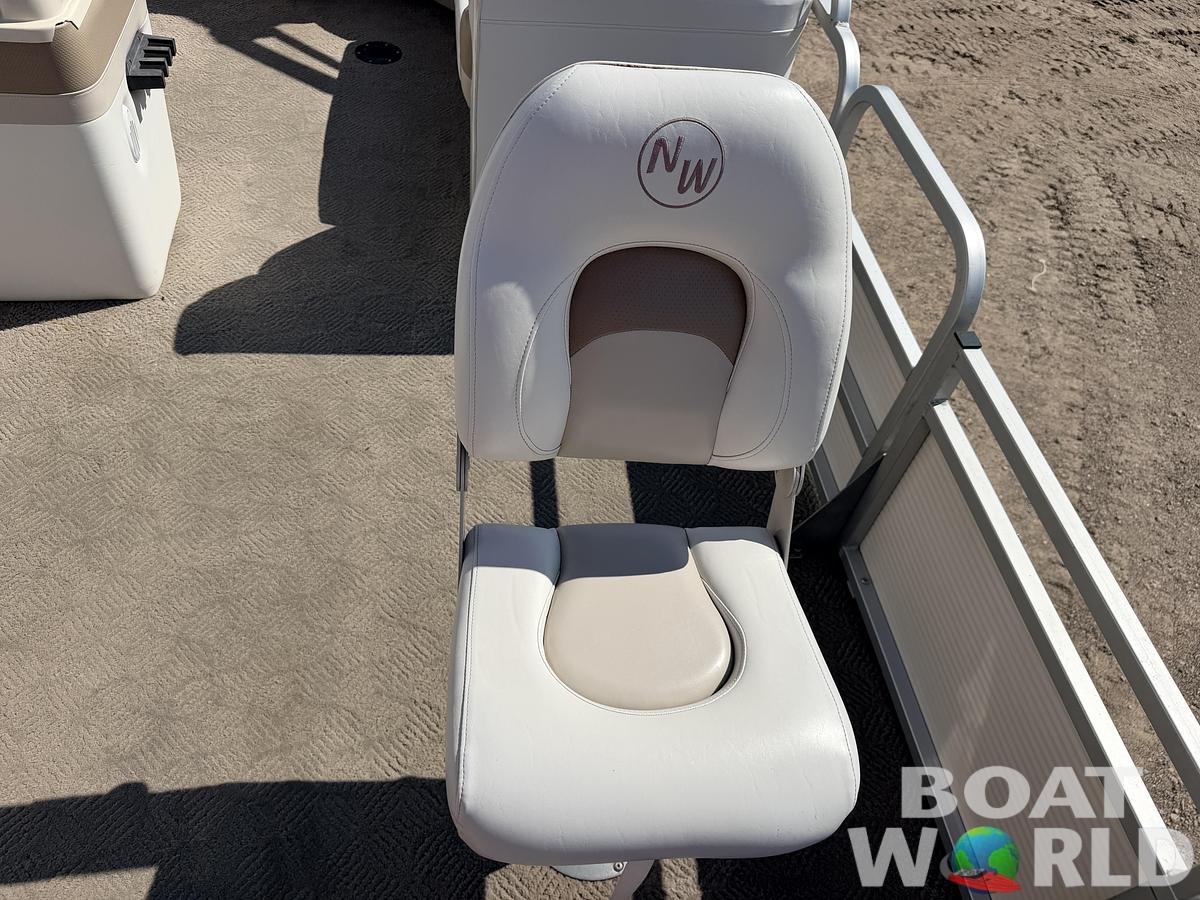 Used 2002 Northwoods 2223 Escapade & 40HP Mercury Bigfoot 4Stroke -$13,995