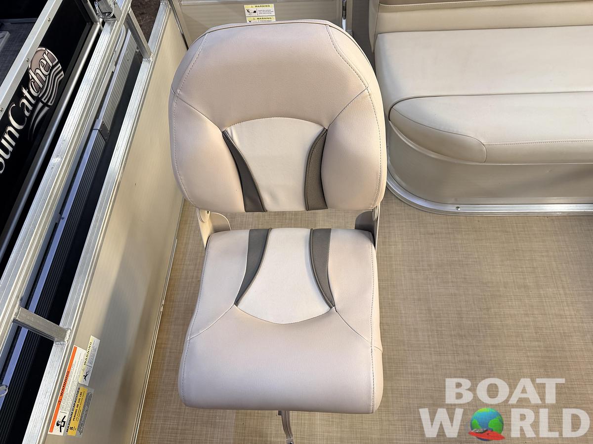 Used 2016 Lowe 162 Fish & Cruise Pontoon