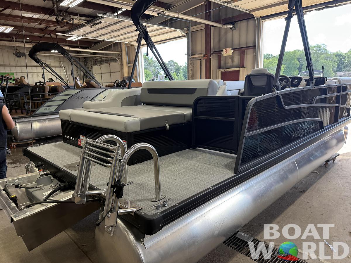 2026 Princecraft Vectra 21 RL Swingback Lounge $31995