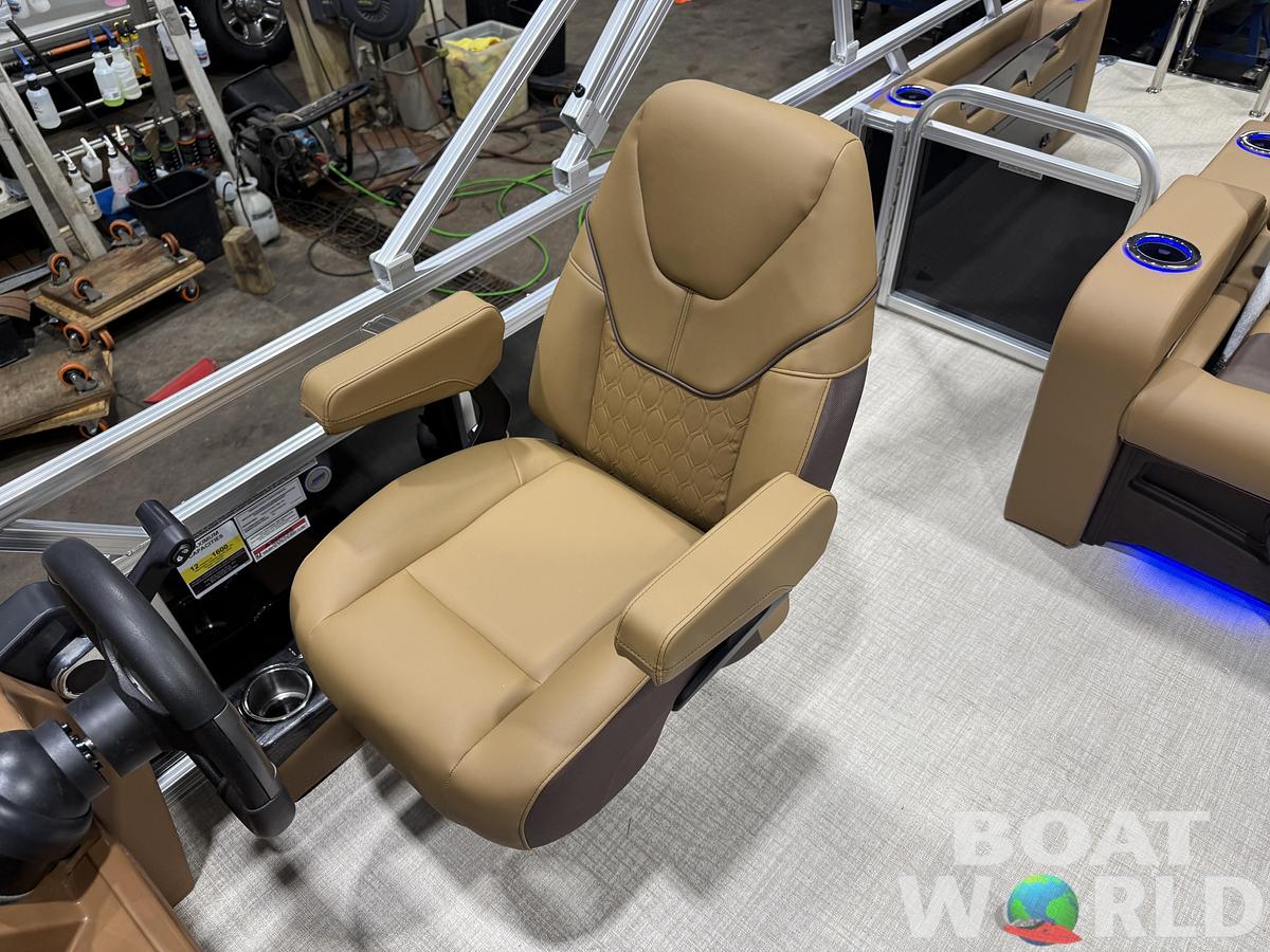 2026 Tahoe Pontoons Sport 2385 Swingback (VRB) Tritoon