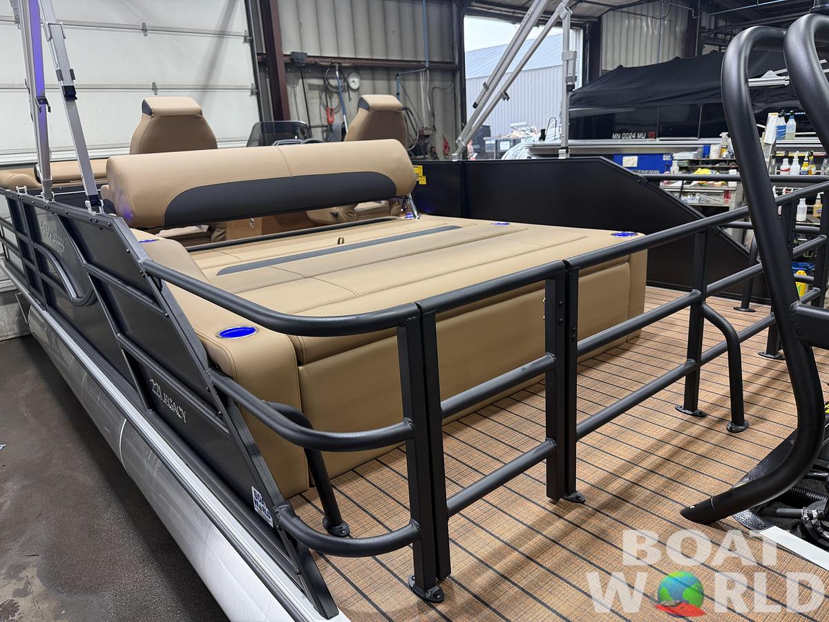 2027 Bentley Legacy 220 Swingback Pontoon & 4-Stroke Outboard $43995