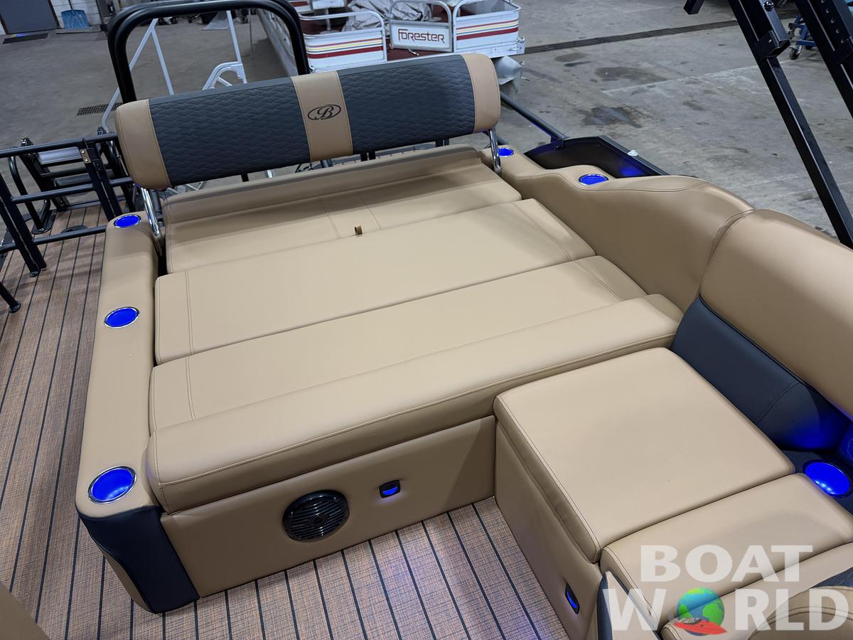 2027 Bentley Elite 223 Lounge Swingback Tritoon $66,995
