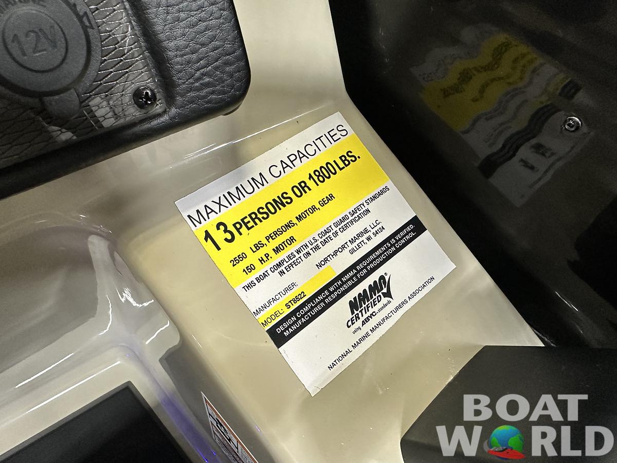 2025 Montego Bay 8522 Fish & Cruise Tritoon & Honda 150HP 4-Stroke EFI