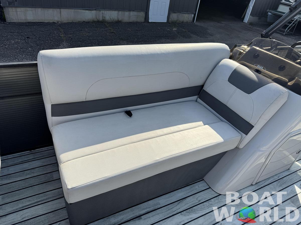 Used 2017 Crest  200 Pontoon with 115HP Yamaha Fourstroke EFI