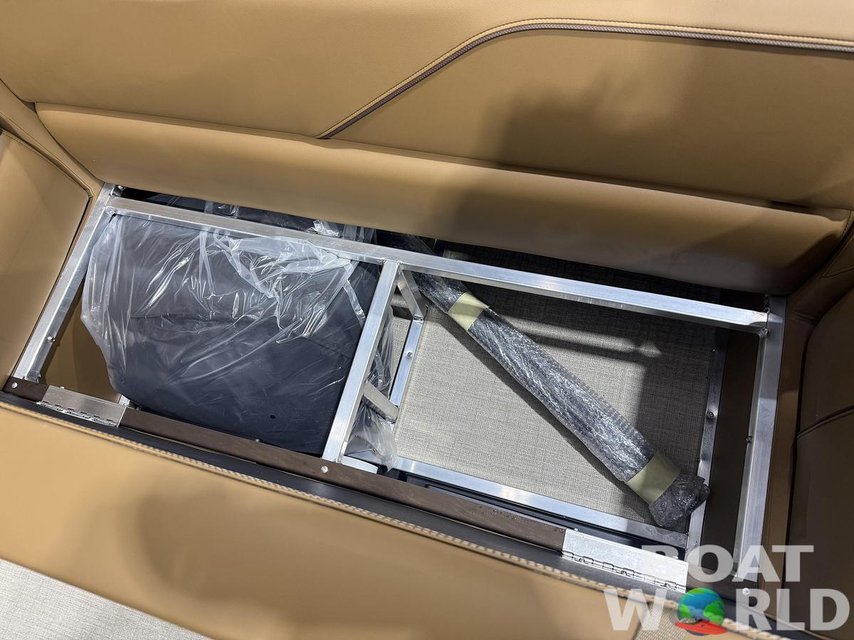 2026 Tahoe Pontoons Sport 2180 Quad Lounge