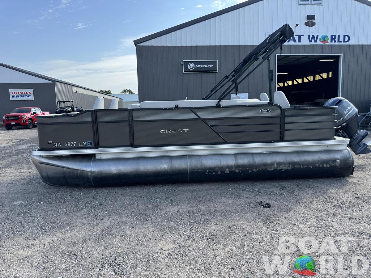 Used 2017 Crest  200 Pontoon with 115HP Yamaha Fourstroke EFI