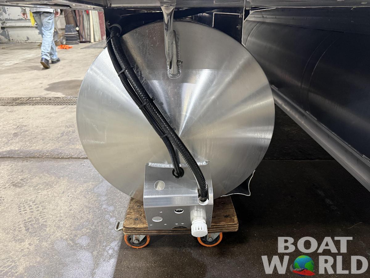 2026 Tahoe Pontoons Sport 2385 Rear Fish Tritoon 