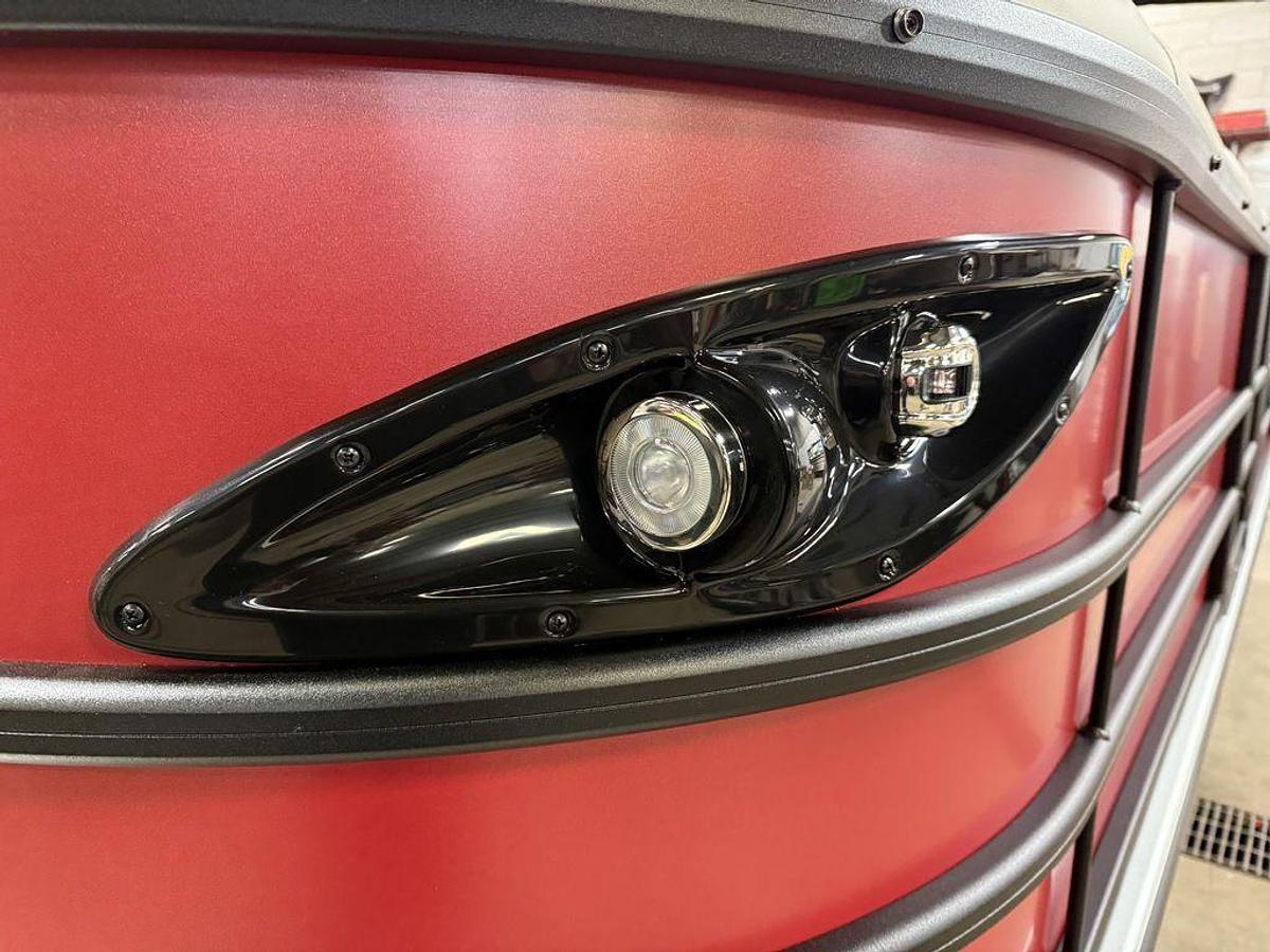 2025 Bentley Pontoons Legacy 200 Navigator Quad Lounge & Honda 4-Stroke EFI