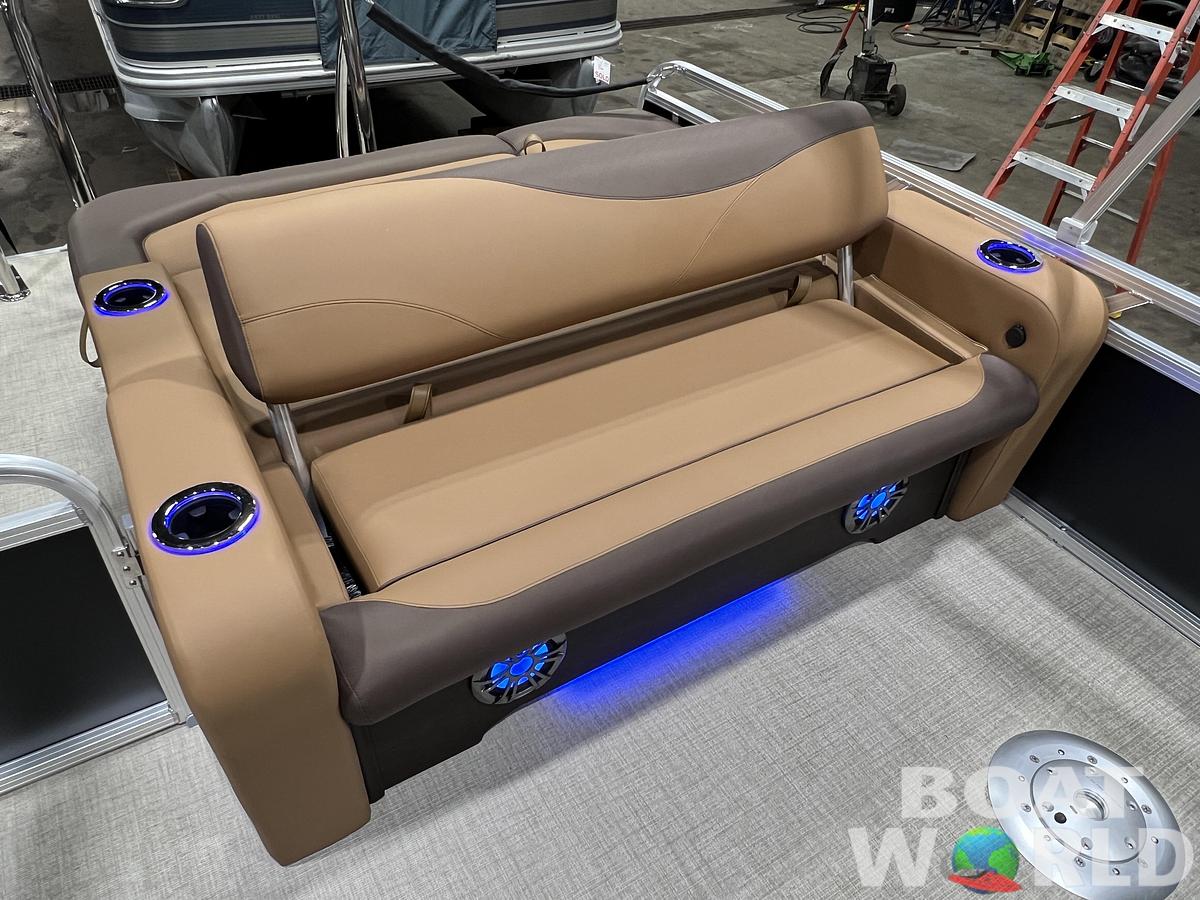 2026 Tahoe Pontoons LTZ 2385 Entertainer Tritoon